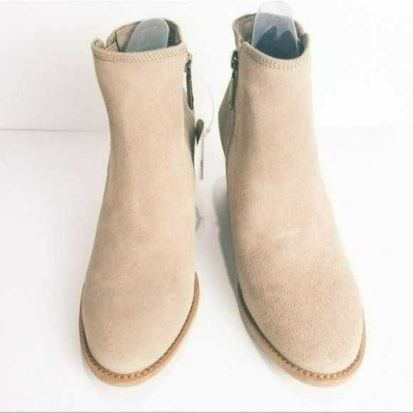 Blondo Nina Waterproof Suede Boot - Picture 7 of 8